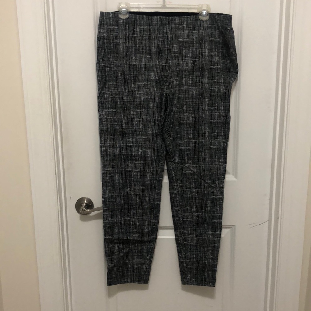 Alfani size 14 skinny dress pants weave pattern